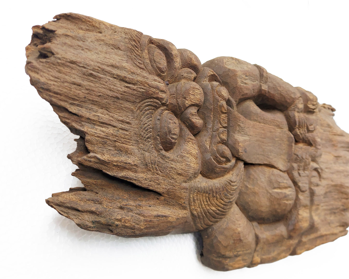 Vintage Hand-Carved Wooden Dwarapala Wall Decor – Guardian from Java & Bali Mythology – Rustic Large Wood Art – Interior Wall Hanging – Unique Statement Piece for Home or Gallery