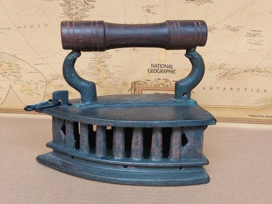 Antique Set of 2 Brass Coal Irons with Wooden Handle & Vertical Bars – Heavy Big Size Clothes Iron – Charcoal Box Iron – Rustic Style Home Decor