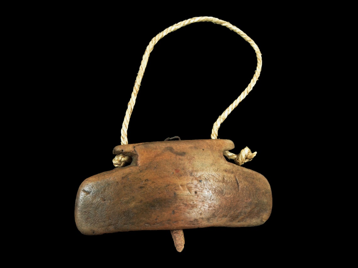 Vintage Wooden Cow Bell Cowbell Asian Cattle Bell Primitive Decor Rustic Home Decor Farmhouse Wall Decor - BC1011