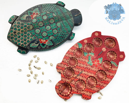 Turtle Tortoise Wooden Mancala Board Game – Foldable Design with Handmade Batik Pattern – Classic Strategy Game for Family Fun & Math Skills – Congkak, Sungka, Oware – Unique Decor & Gift