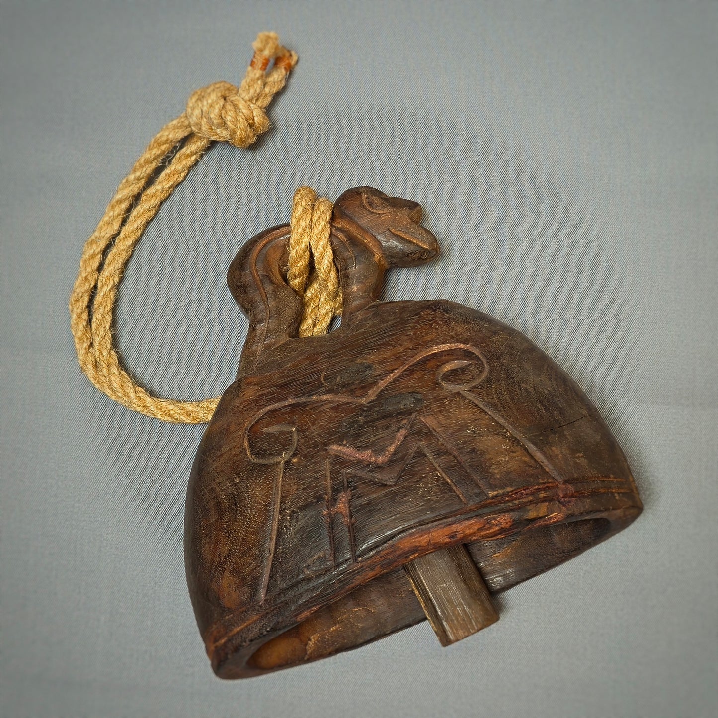 Vintage Wooden Bell with Monkey Figure – Asian Folk Art – Wall Hanging – Rustic Home Decor – Unique Gift Idea